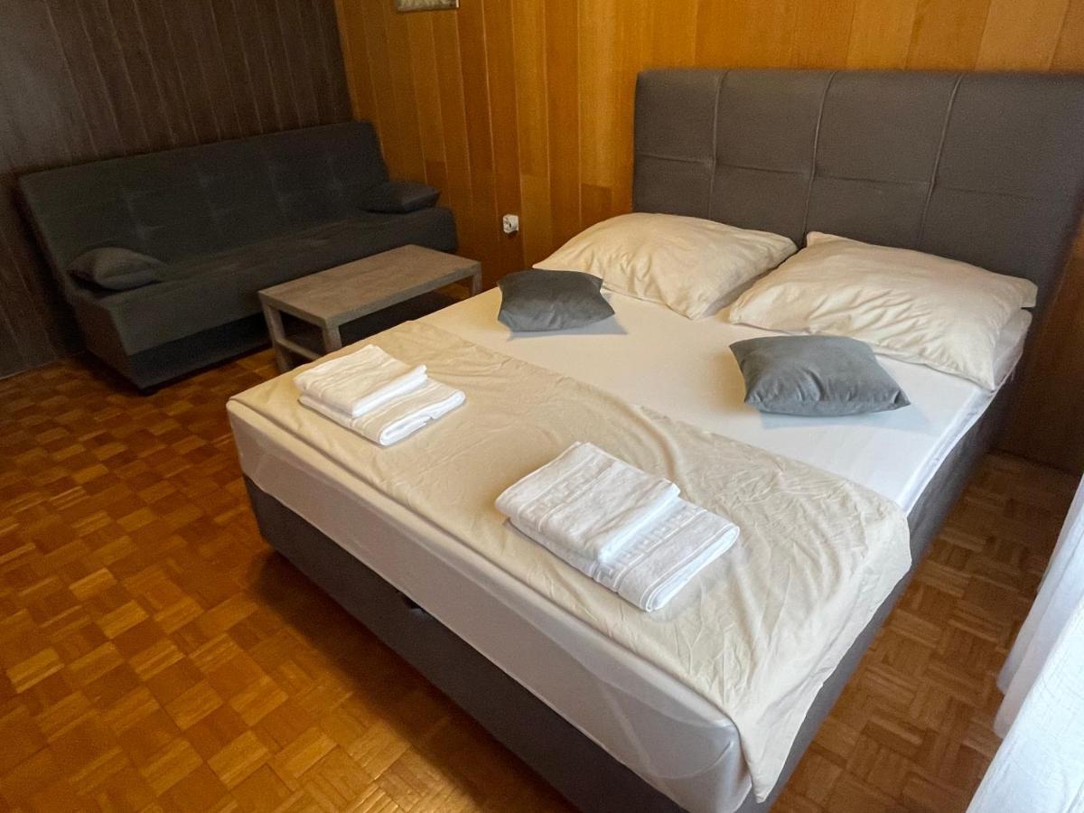 Apartment Ado Selce Exteriér fotografie